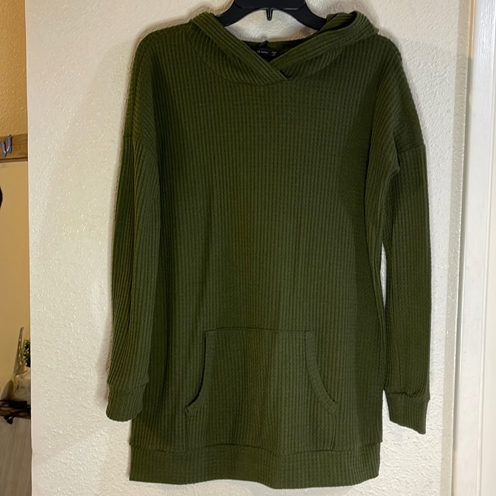 Long length waffle pull-over